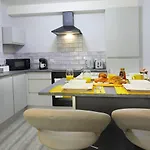 The Coach House Dog Friendly شقة سكرابورو