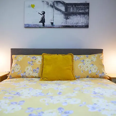 The Coach House Dog Friendly Apartment