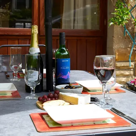 The Coach House Dog Friendly *